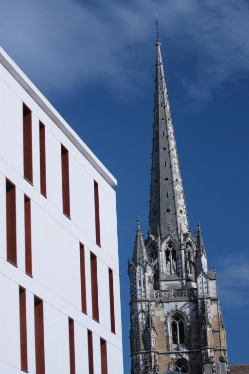 Temporesidence Cathedrale Bajonna Zewnętrze zdjęcie